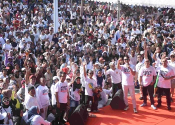 Bakal Calon Wali Kota  Makassar, Andi Seto Asapa (ASA) bersama DPC Gerindra, sukses menggelar jalan sehat yang dihadiri puluhan ribu warga  Makassar, di Anjungan Pantai Losari, Ahad (7/7/2024)