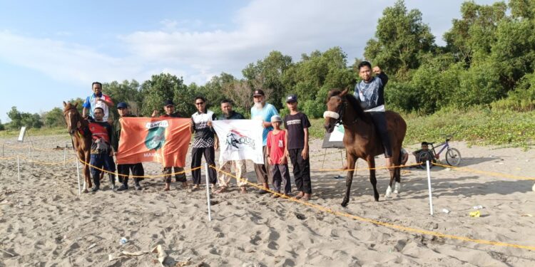 Persatuan Olahraga Berkuda Seluruh Indonesia (Pordasi) Makassar  menggelar latihan bersama di Pantai Aeng Batu-batu Galesong Utara, Kabupaten Takalar, Sabtu-Ahad (27-28/7/2024)