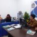 Dekan Fakshi, Dr. Rahmawati, memimpin rapat terkait persiapan AL untuk akreditasi tiga Prodi di fakultasnya.