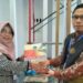 Ketua Prodi FBSI FS UMI, Dr. Sitti Rabiah, M.Hum bersama Ketua Umum IKAPROBSI Pusat, Prof. Dr. Sarwiji Suwandi, M.Pd