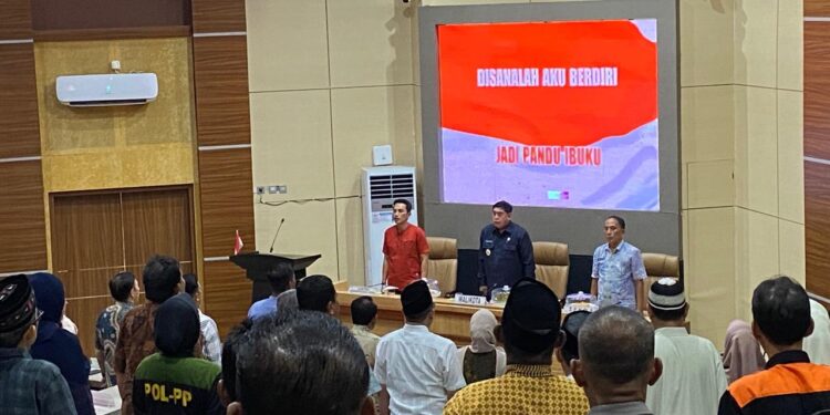 Rapat Koordinasi Triwulan III tingkat kecamatan se-Kota Parepare yang berlangsung di Ruang Pola Kantor Walikota Parepare, Jalan Jend. Sudirman, pada Jumat (27/09/2024).