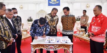Pertama Kali, Pemprov Sulsel dan Pemkab Lutim Bangun Perusahaan Tambang Nikel