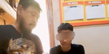 Aiptu Bahrun, personel Polsek Manggala Kota Makassar saat menghadapi Hamzah yang biasa disapa Anca, salah satu siswa SMA yang terjebak dalam kenakalan remaja