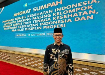 Wakil Rektor Bidang Akademik dan Kemahasiswaan Unhas, Prof. Muhammad Ruslin, drg., M.Kes., Ph.D., Sp.B.M.M., Subsp.Ortogmat-D (K) dilantik sebagai Ketua Kolegium Bedah Mulut dan Maksilofasial