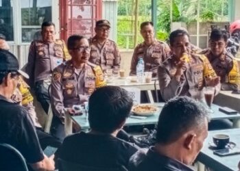 Kapolres Parepare, Silaturahmi dengan awak media, di Jalan Petta Uga, Kelurahan Watang Soreang, Kecamatan Soreang, Kota Parepare, pada Selasa (12/11/2024).