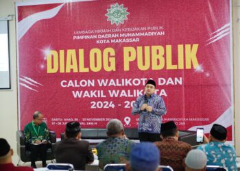 Calon Wali Kota Makassar dengan nomor urut 1, Munafri Arifuddin, menghadiri dialog publik yang diadakan  Lembaga Dakwah dan Kebijakan Publik Pimpinan Muhammadiyah Kota Makassar.
Dialog ini diselenggarakan di Universitas Muhammadiyah Makassar, Sabtu, (9/11/2024)