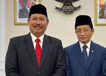 Ali Yafid (Kiri) bersama Menag RI, Nasaruddin Umar. --Foto: Ali Yafid/Instagram--