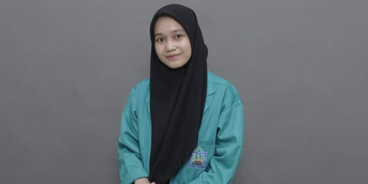 Amanda Suci Dewinta (Mahasiswi Jurusan Hukum Keluarga Islam Fakultas Syariah dan Ilmu Hukum Islam IAIN Parepare)