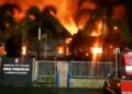 Kantor Disdik Makassar yang terletak di Jalan Anggrek Raya, Kecamatan Panakkukang, Kota Makassar, Sulsel, terbakar habis, sekira pukul 02:30 Wita.(Dokumentasi/Damkar Makassar)