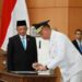 Menteri Dalam Negeri Tito Karnavian melantik Prof Fadjry Djufry sebagai Pj Gubernur Sulsel  di Gedung Kemendagri, Jakarta, Selasa (7/1/2025)