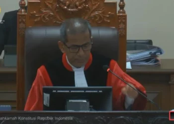 Sidang perkara nomor 257/PHPU.GUB-XXIII/2025 di MK atas gugatan Calon Gubernur Sulsel Danny Pomanto-Azhar Arsyad yang dipimpin Hakim MK Saldi Isra. (tangkapan layar live streaming)