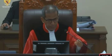 Sidang perkara nomor 257/PHPU.GUB-XXIII/2025 di MK atas gugatan Calon Gubernur Sulsel Danny Pomanto-Azhar Arsyad yang dipimpin Hakim MK Saldi Isra. (tangkapan layar live streaming)