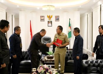 Danny Pomanto saat menerima kunjungan Ketua PN Makassar, Dr. I Wayan Gede Rumega S.H MH beserta rombongan, Selasa (14/1/2025)