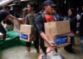 Bosowa Peduli kembali menyalurkan paket bantuan ke beberapa titik banjir Kota Makassar, Rabu (12/2/2025)