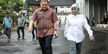 Wali Kota Makassar dan Wakil Wali Kota Makassar terpilih, Munafri Arifuddin dan Aliyah Mustika Ilham baru saja menjalani pemeriksaan kesehatan di Kantor Kementerian Dalam Negeri (Kemendagri), pada Senin (17/2/2025)