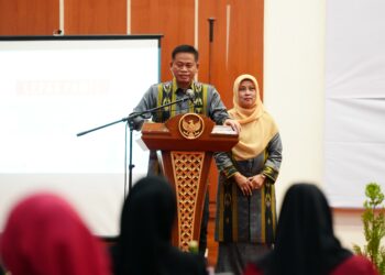 Penjabat Gubernur Sulsel Prof Fadjry Djufry dan Pj Ketua PPK Provinsi Sulsel Andi Indriaty Syaiful, kompak menyampaikan kesan terindah selama menjabat kurang lebih 40 hari sebagai Pj Gubernur dan Pj Ketua PKK Sulsel