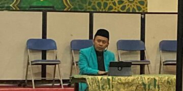 Ustaz Muh. Yusuf, M.Pd, Dosen IAIN Parepare  menyampaikan tausiah di Masjid Al Hikmah di New York, Amerika Serikat pada Sabtu (22/2/2025)