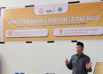 Pimpinan Badan Wakaf Indonesia (BWI) Kabupaten Maros saat menghadiri Rakerda Lazismu di Gedung Pusat Dakwah Muhammadiyah Kabupaten Maros, Ahad (2/3/2025)