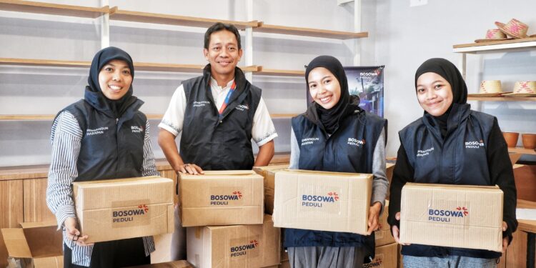 Tim Bosowa Peduli membagikan paket bantuan pangan hingga sebesar 116 ton selama bulan suci ramadan