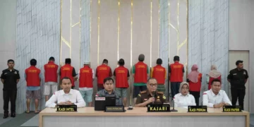 Kejari Gowa Terima 11 Tersangka Kasus Uang Palsu
