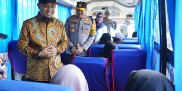 Warga  antusias ikut program Mudik Gratis Andalan 1444 Hijriyah yang diinisiasi Gubernur Sulawesi Selatan Andi Sudirman Sulaiman (Foto: Dokumen Pemprov Sulsel)