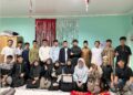 Residen Bosowa School Makassar mengadakan serangkaian kegiatan keagamaan. Kegiatan ini mencakup berbagi takjil, berbuka puasa bersama, dan salat tarawih berjamaah pada Ahad (16/3/2025).