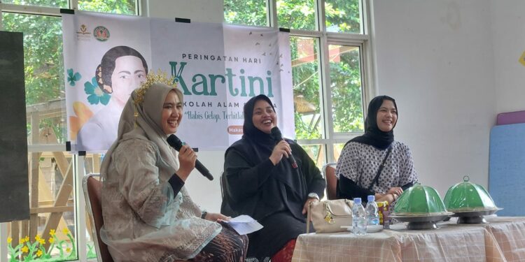Peringatan Hari Kartini, Sekolah Alam Bosowa Hadirkan Dua Sosok Inspiratif Orang Tua Siswa