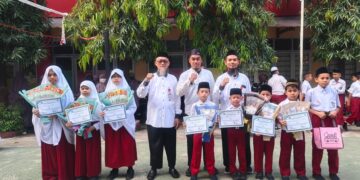 Perpustakaan Zaid bin Tsabit SD IT Wahdah Islamiyah 01 Makassar Umumkan Pemenang Lomba Pojok Baca