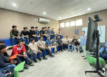 Intip Dapur Produksi Cokelat  Dunia, Mahasiswa Politeknik Bosowa Kunjungi PT Mars Indonesia