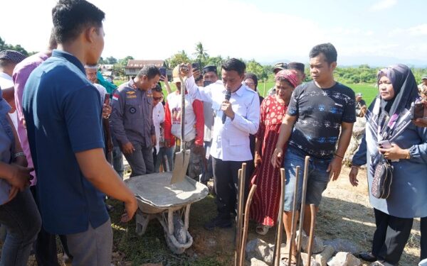 Peletakan Batu Pertama Masjid Ar-Rahman di Betao, Bupati Sidrap Sampaikan Terimakasih