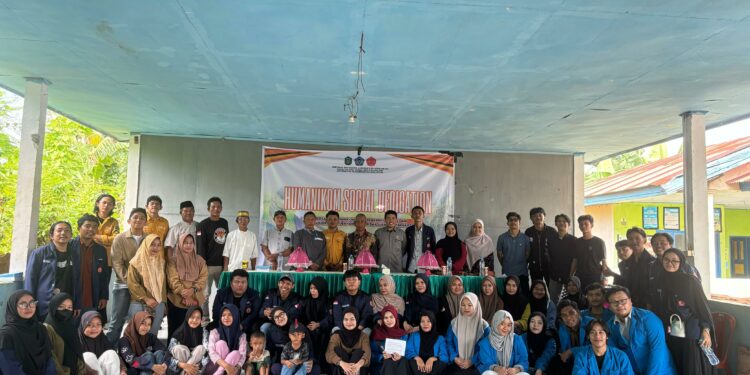 Wujudkan Pengabdian Nyata, HUMANIKOM FISIP Unismuh Makassar Buka Kegiatan Bakti Sosial di Takalar