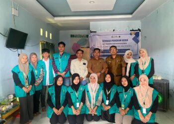 Sinergi Mahasiswa KKN IAIN Parepare-Warga Batu Noni: Edukasi Stunting, Salurkan BLT, dan Paparkan Program kerja