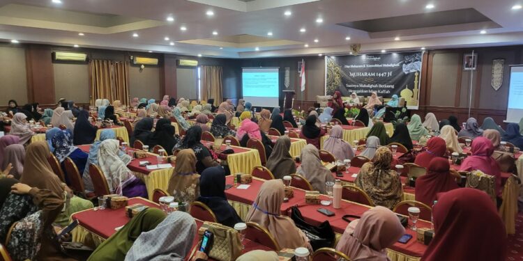 Lebih dari 150 mubaligah dari berbagai penjuru Kalimantan Timur berkumpul dalam agenda istimewa Liqo Muharram Mubalighoh bertema “Saatnya Mubalighoh Berjuang Menegakkan Islam Kaffah”, Ahad (13/7/2025)