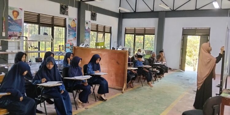 Santri-Santriwati  Pesantren Hizbul Wathan Muhammadiyah Sulsel Mengikuti Program I’ddad Selama Tiga Bulan