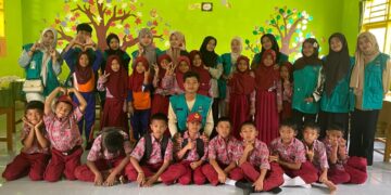 Cegah Hoaks, Mahasiswa KKN Posko 27 IAIN Parepare Gelar Penyuluhan Literasi Media Islami di SDN 59 Garotin