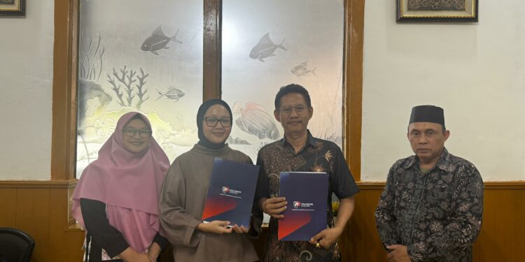 Politeknik Bosowa (Poltekbos)  menjalin kerja sama dengan Bosowa Wisata, Kamis(21/8/2025)