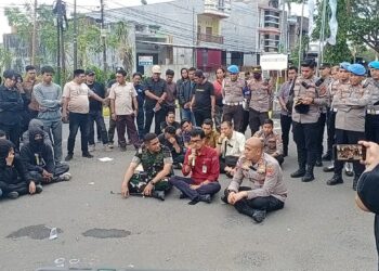 Demo Pajak PBB-P2 di Pinrang, Massa Minta Penjelasan Bupati Tapi Dijawab Sekda
