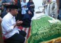 Andi Sudirman Melayat Prof Paturungi Parawansa, Mertua Gubernur Jatim Khofifah