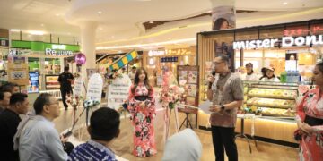 Resmikan Mister Donut, Sekda Zulkifly Harap Beri Pertumbuhan Ekonomi Makassar