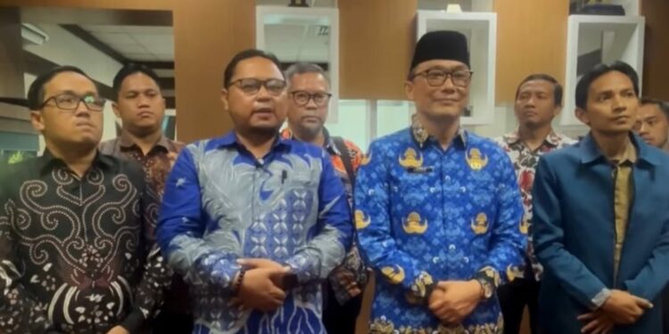 Dewan Pimpinan Pusat (DPP) Asosiasi Dosen ASN PPPK Indonesia (ADAPI) merilis Risalah Hasil Perjuangan Jakarta 1 usai menggelar audiensi pada 16 hingga 18 September 2025. Sumber: SS video unggahan facebook BKN