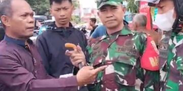 Lelaki Berbadik di Pinrang Nyaris Bentrok, Aksi Heroik Danpos Watang Sawitto Tuai Pujian
