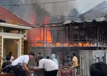 Rumah Panggung di Pinrang Ludes Terbakar saat Pemilik Melayat
