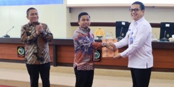 Tasming Hamid Terima SK ULT P4GN, Perkuat Upaya Pencegahan Narkoba di Parepare