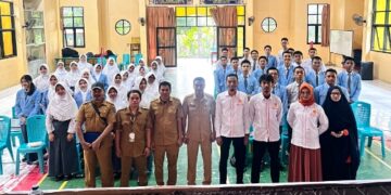 Perkuat Literasi Data Siswa, Mahasiswa dan Dosen ITH Gelar Pengabdian Masyarakat di SMAN 5 Parepare