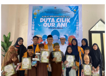 Tim PKM Psikologi UNM Hadirkan Panggung Mini Qur’ani, Ubah Santri dari Diam Jadi Percaya Diri