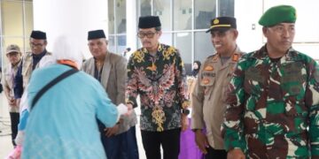 133 Jemaah Haji Pinrang Dilepas Dini Hari, Gabung Kloter 16 ke Makassar