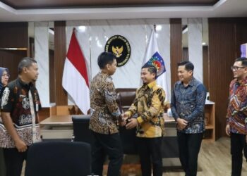 Bertemu Wamendagri, Tasming Bahas Efisiensi Anggaran hingga Restrukturisasi OPD