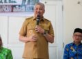 Bupati Pinrang Lepas Jamaah Haji Plus, Ingatkan Waspada Cuaca Panas di Tanah Suci