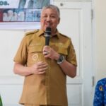 Bupati Pinrang Lepas Jamaah Haji Plus, Ingatkan Waspada Cuaca Panas di Tanah Suci