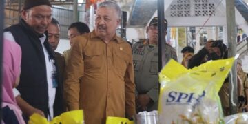 Jelang Idul Adha, Bupati Pinrang Pantau Harga di Pasar Sentral: Bahan Pokok Masih Stabil